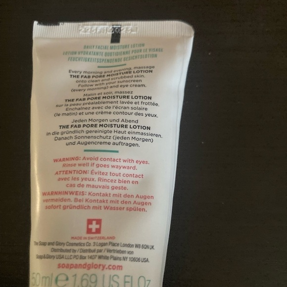 Soap & Glory Facial Moisture Lotion- brand new & sealed. 50 ml/1.69 fl oz - Picture 3 of 4